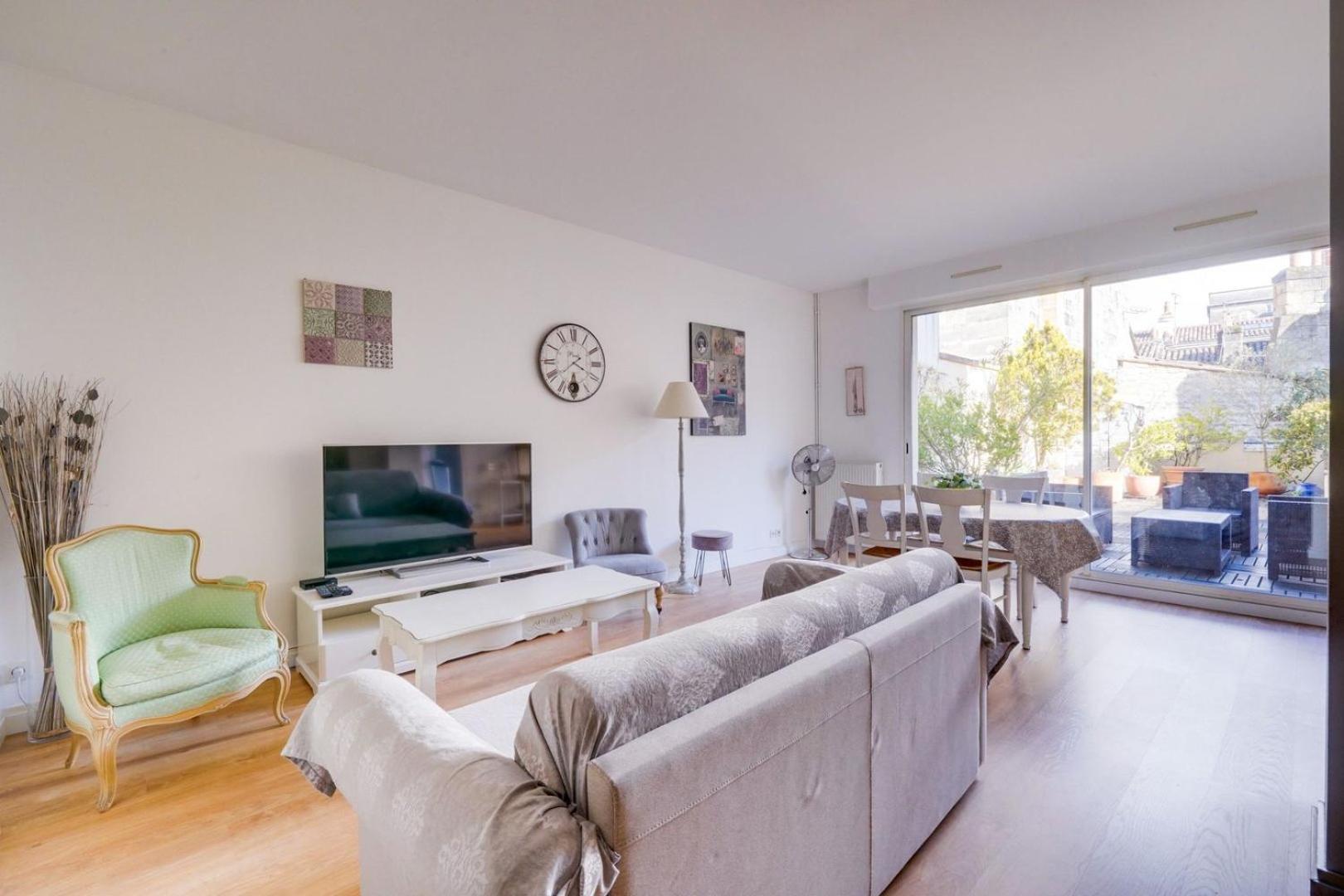 Lovely Apartment With Exceptional Terrace Bordeaux Luaran gambar