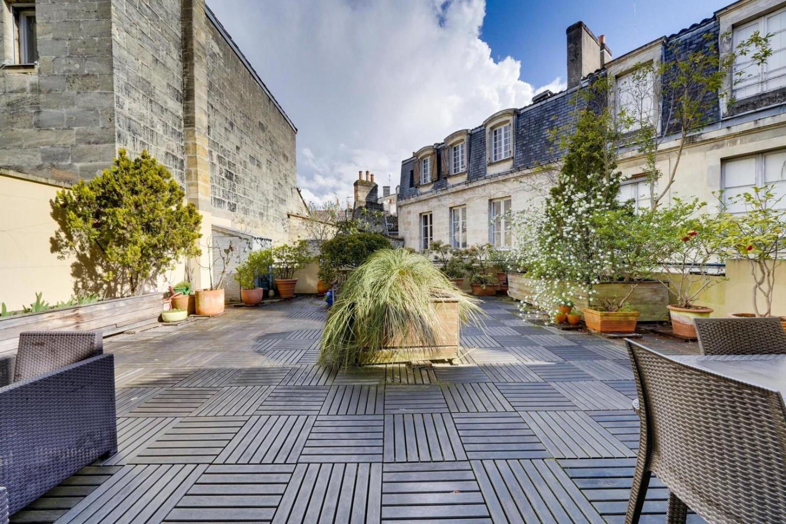 Lovely Apartment With Exceptional Terrace Bordeaux Luaran gambar